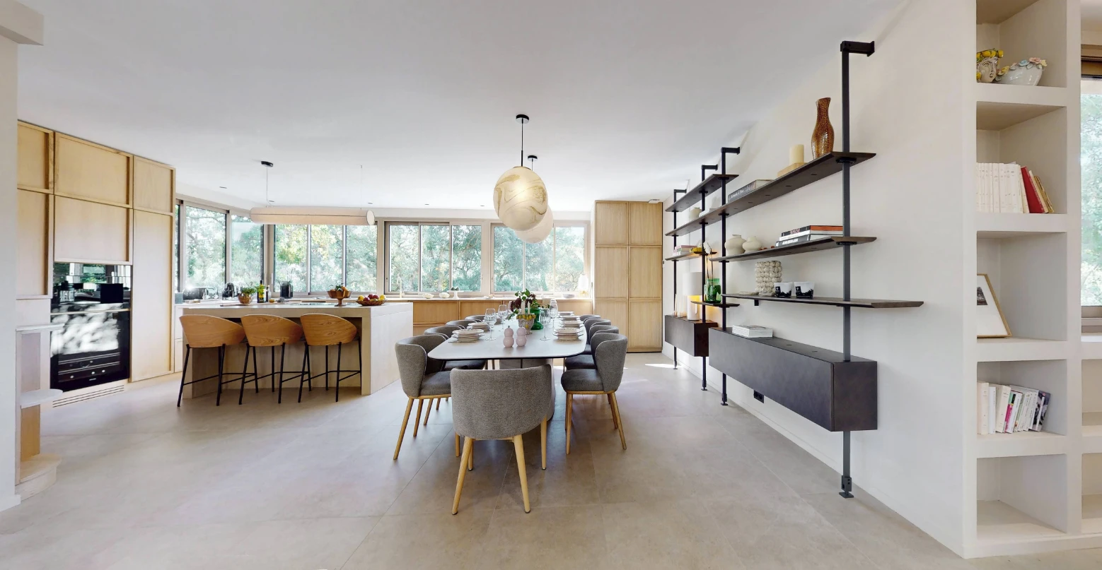 Location villa Seignosse : salle à manger ouverte pour des repas en famille ou entre amis